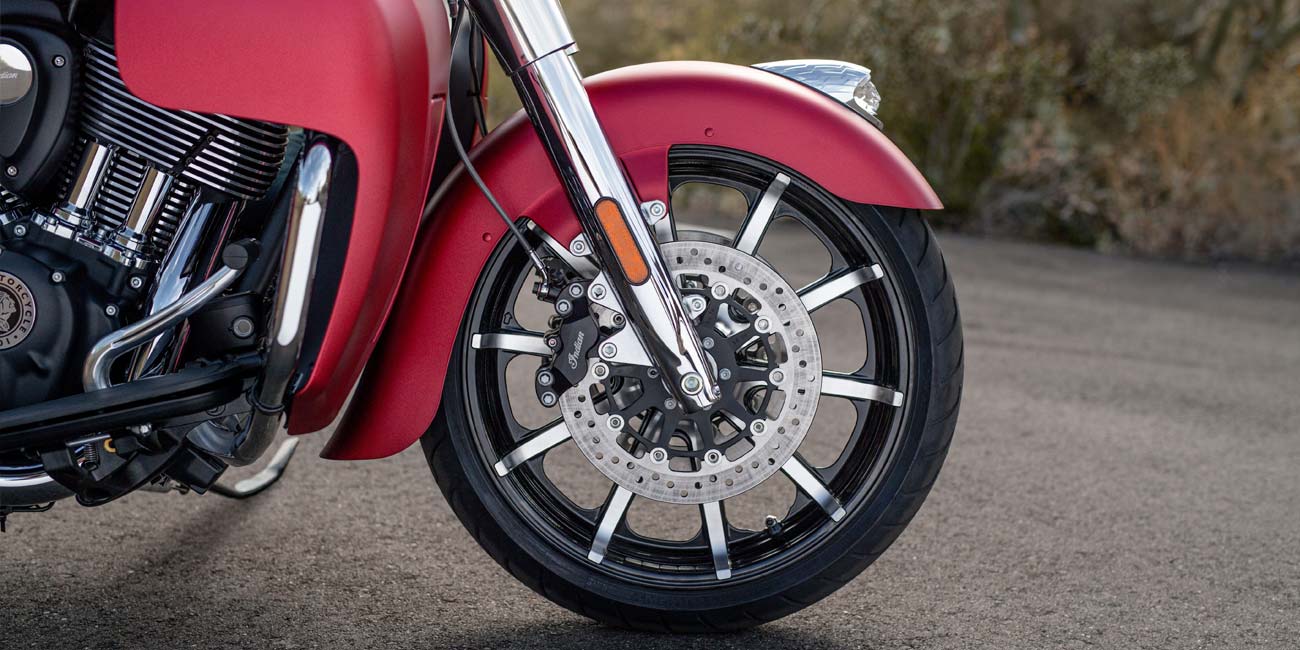 Indian® Roadmaster® Dark Horse