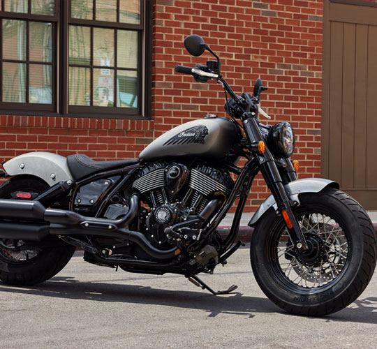 Estilo escuro, puro Bobber